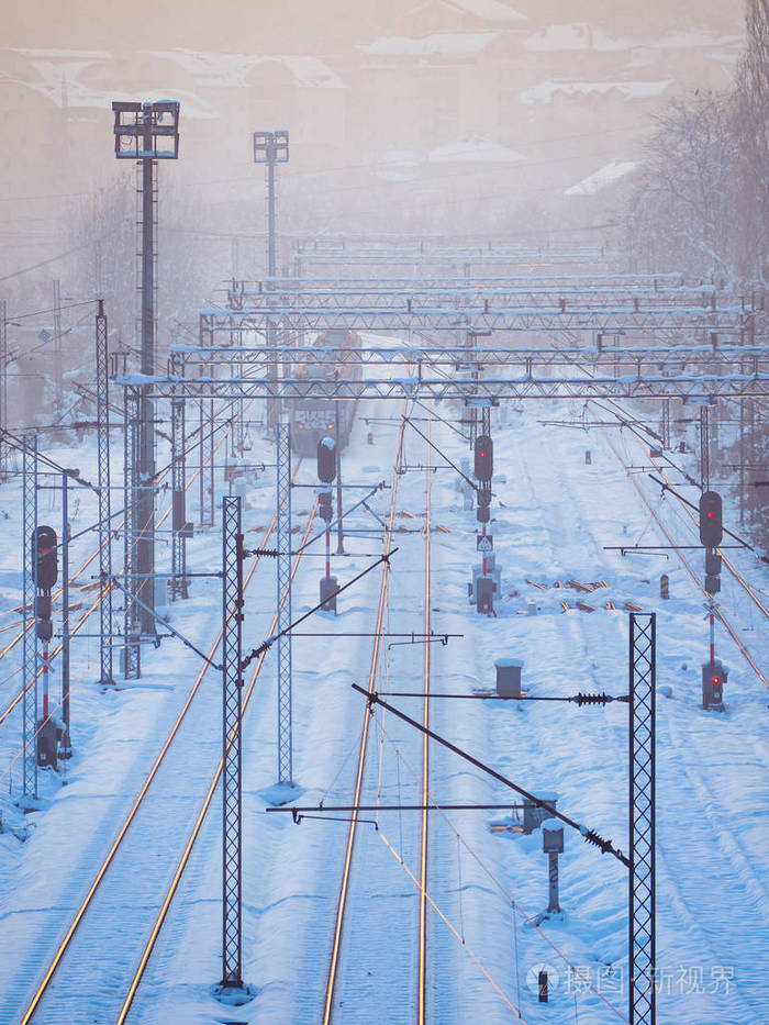 冬雪火车站