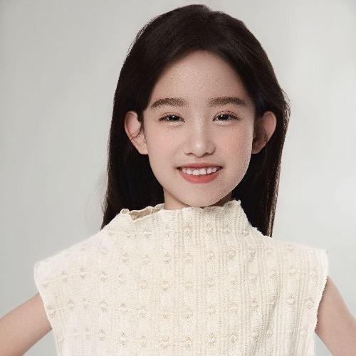 李富怿心（小米）头像
